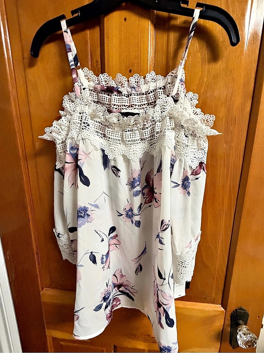 by&by Floral Lace Cami in White & Pink XL NWT